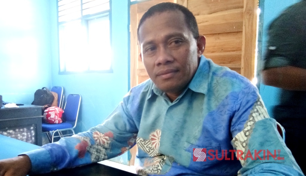Ketua DPD II Partai Nasdem Kabupaten Muna Barat, La Insafu. (Foto: Akhir Sanjaya/SULTRAKINI.COM)
