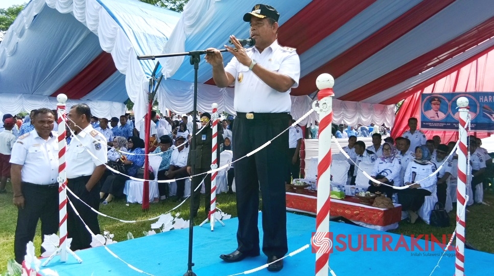 Upacara Hari Pendidikan Nasional di Kabupaten Muna Barat, Sultra, Rabu (2/5/2018). (Foto: Akhir Sanjaya/SULTRAKINI.COM)