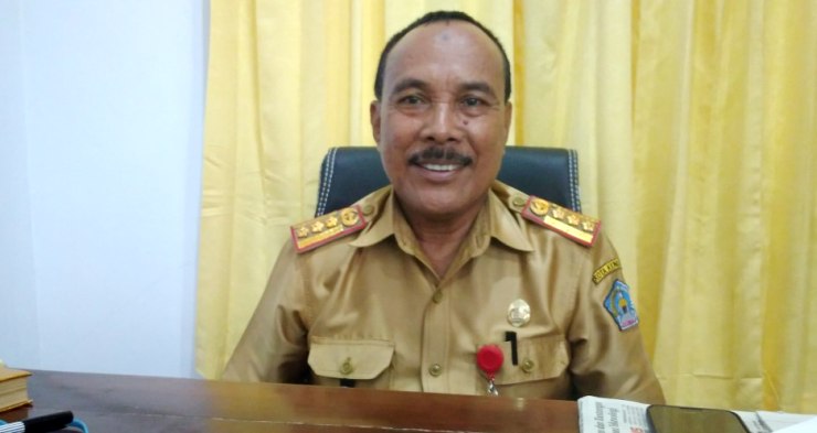 Kepala Disdukcapil Kota Kendari, Halili. (Foto: Hasrul Tamrin/SULTRAKINI.COM)