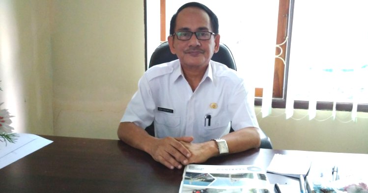 Pelaksana Tugas Kepala Dinas Lingkungan Hidup dan Kehutanan Kota Kendari, Moh. Nur Rasak. (Foto: Hasrul Tamrin/SULTRAKINI.COM)