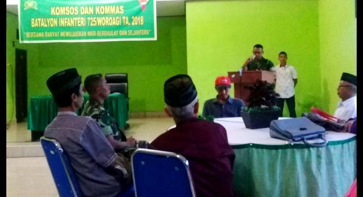 Acara komunikasi sosial sekaligus buka puasa bersama Batalyon infanteri 725 Woroagi bersama masyarakat, Selasa (29/5/2018). (Foto: Faysal Ahmad/SULTRAKINI.COM)