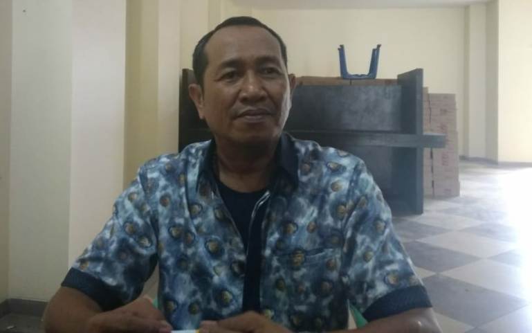 Ketua DPC PDIP Kendari Ishak Ismail. (Foto: La Ismeid/SULTRAKINI.COM)