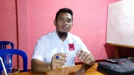Kepala Bidang Otonomi Daerah dan Konstitusi Projo Konawe Projo Konawe, Abiding Slamet. (Foto/ Mas Jaya/SULTRAKINI.COM)
