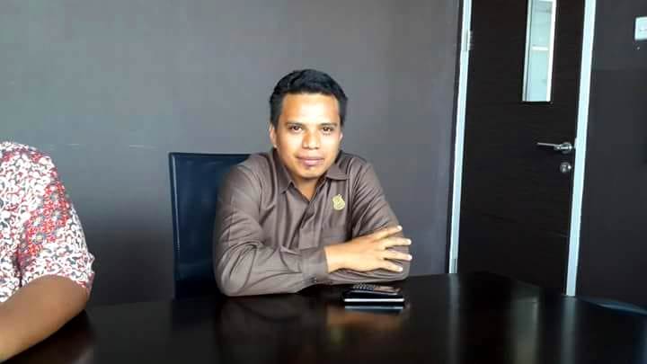 Anggota Komisi I Dewan Perwakilan Rakyat Daerah Muna Barat, Munawir Dio. (Foto: Akhir Sanjaya/SULTRAKINI.COM)