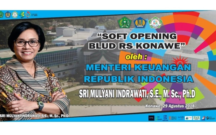 Spanduk Soft Opening BLUD RS Konawe dengan gambar Menkeu, Sri Mulyani Indrawati. (Foto: Mas Jaya/SULTRAKINI.COM)