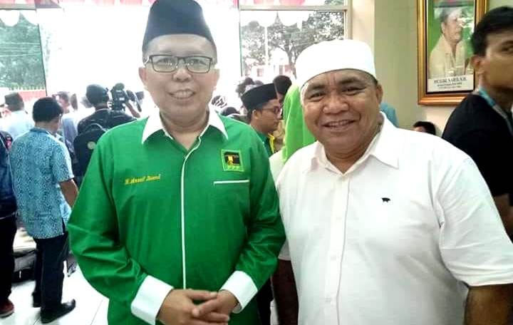 Ketua DPC PPP Kabupaten Muna Barat, Al Jamail (kanan). ( Foto: Akhir Sanjaya /SULTRAKINI.COM)