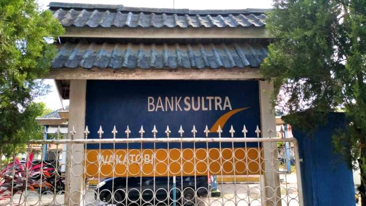 Kantor Bank Sultra Cabang Wakatobi. (Foto: Amran Mustar Ode/SULTRAKINI.COM)