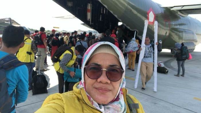 Wakil Bupati Wakatobi, Ilmiati Daud, saat tiba di Bandara Palu, Senin (1/10/2018). (Foto: Istimewa).