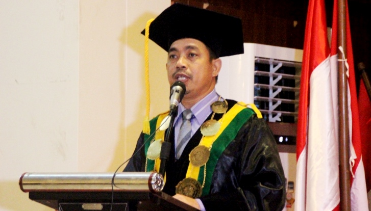 Rektor UMK, Muhammad Nur. (Foto: Muh Yusuf/SULTRAKINI.COM)