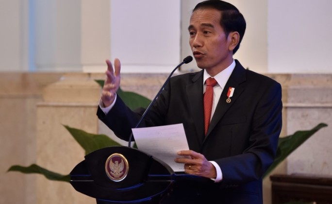 Jokowi tegaskan pemerintah menganggarakan dana Kelurahan Rp 3 triliun (Foto: Rubernews.com)