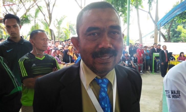 Ketua Pertandingan Sepak Takraw, Firman Kasim. (Foto: Muh Yusuf/SULTRAKINI.COM)
