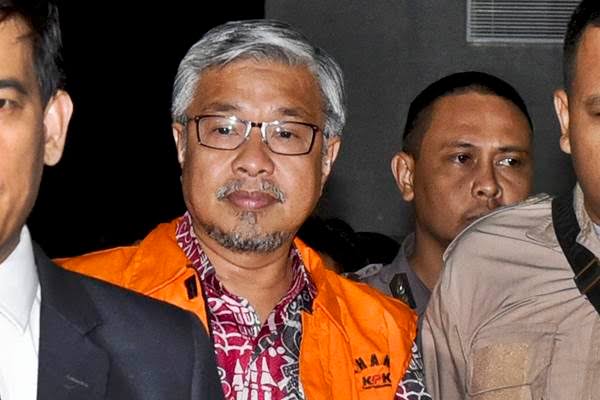 Mahkama Agung turunkan hukuman Nur Alam 12 tahun (Foto: bisnis.com)