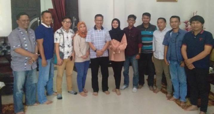 Plt Wali Kota Kendari, Sulkarnain Kadir, beserta Pengurus dan anggota SMSI Sultra
