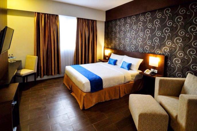 Junior Suite Room yang merupakan salah satu tipe kamar yang disediakan Zenith Hotel Kendari. (Foto: Zenith Hotel Kendari /SULTRAKINI.COM).