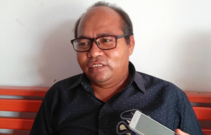 Ketua KPU Kabupaten Buton, Burhan. (Foto: Dok/SULTRAKINI.COM)