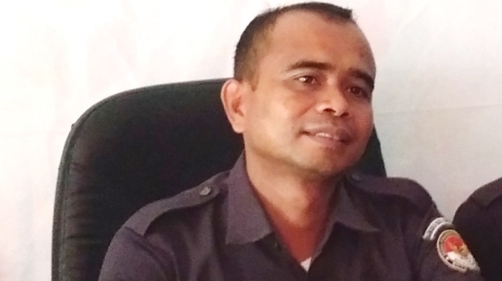 Ketua Bawaslu Kota Kendari, Sahinuddin. (Foto: La Ismeid/SULTRAKINI.COM)