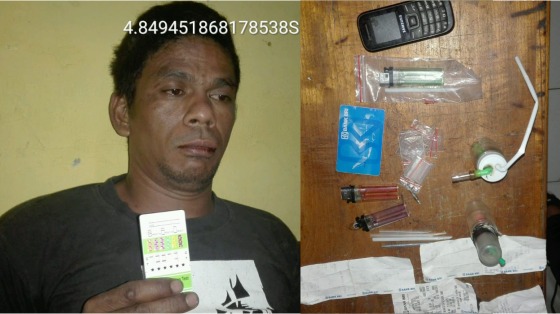 Yuden alias Chip beserta barang bukti yang saat diamankan di Polres Muna. (Foto: Istimewa).
