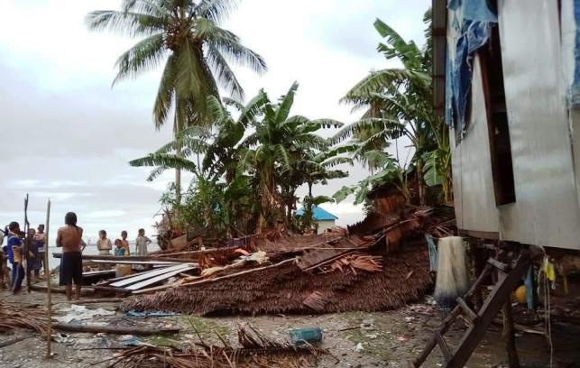 Rumah warga porak-poranda dihantam puting beliung, Desa Lambuluo, Kecamatan Motui, Kabupaten Konut, Selasa (23/4/2019), (Foto. Istimewa).