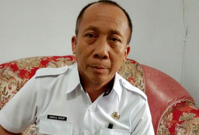Kepala Bagian Kesra Kota Kendari, Abdul Rauf. (Foto : Hasrul Tamrin/SULTRAKINI.COM)