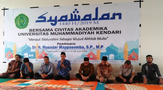 Suasana syawalan civitas akademika UMK, Selsa (18/6/2019). (Foto: Muh Yusuf /SULTRAKINI.COM)