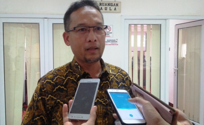 Kepala OJK Sultra, M. Fredly Nasution (Foto: La Ode Ali/SULTRAKINI.COM)