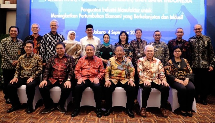 Foto bersama usai Rapat Koordinasi Pemerintah Pusat, Pemerintah Daerah, dan BI (Rakorpusda) pada 4 September 2019 di Jakarta. (Foto: Istimewa).