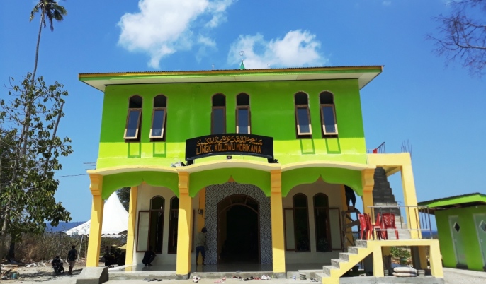 Masjid Masiri di Lingkungan Kolowu Morikana, Kelurahan Masiri, Kecamatan Batauga, Busel. (Foto: Aisyah Welina/SULTRAKINI.COM)