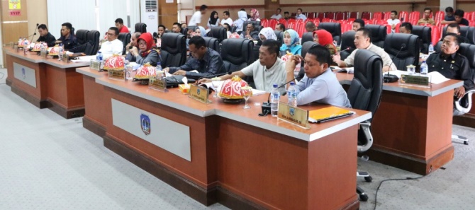 Rapat Paripurna Perdana DPRD Kolaka periode 2019-2024. (Foto: Istimewa)