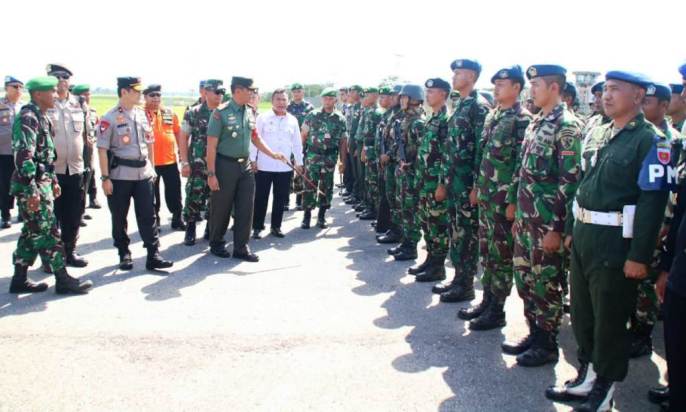 Apel gelar pasukan pengamanan TNI-Polri di Lapangan Appron Militer Lanud Halu Oleo, Jumat (1/11/2019) (Foto: Istimewa)
