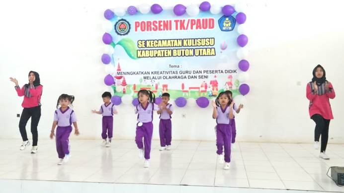 Porseni antarguru pendidikan anak usia dini dan murid se-Kecamatan Kulisusu, Kabupaten Butur, Senin (16/12/2019). (Foto: Ist)