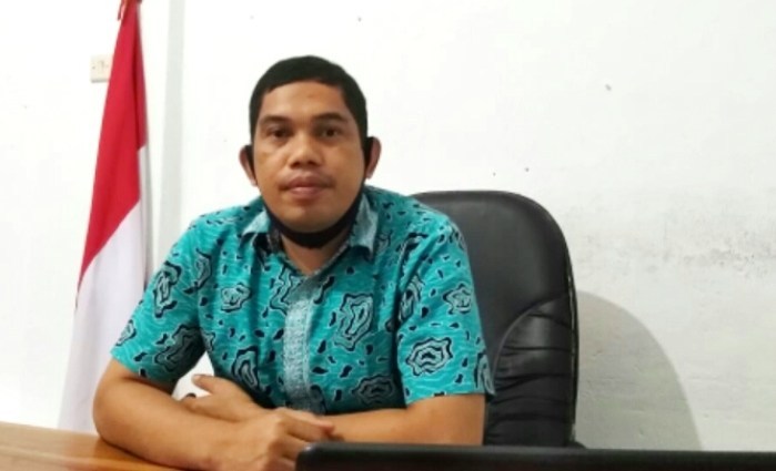 Ketua Bawaslu Kabupaten Wakatobi, LM Arifin (Foto: Amran Mustar Ode/SULTRAKINI.COM)