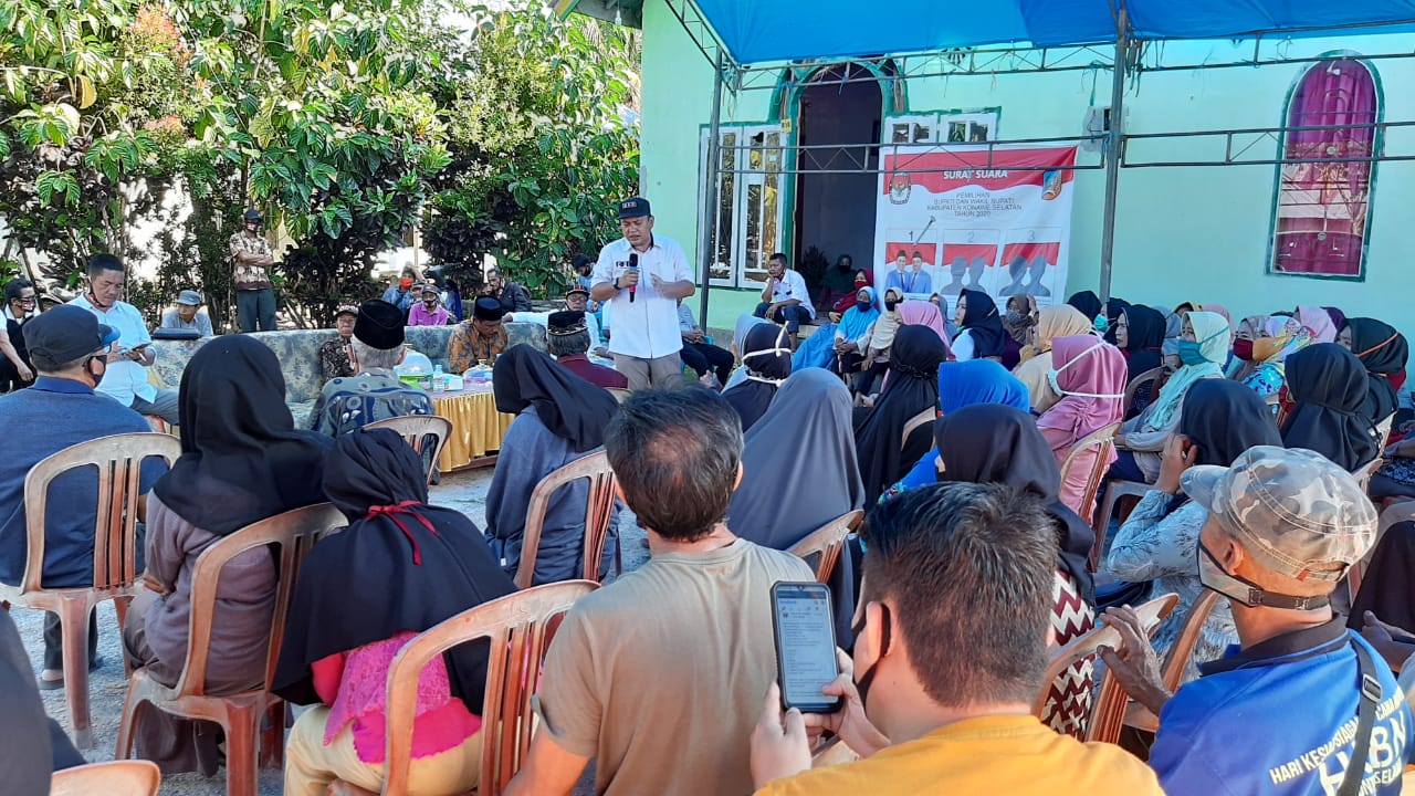 Calon Bupati dan Wakil Bupati Konsel, Rusmin Abdul Gani-Senawan Silondae melakukan kampanye terbatas di Kecamatan Moramo Utara (Foto: Ist)