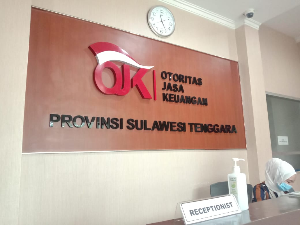 Kantor Otoritas Jasa Keuanga Provinsi Sulawesi Tenggara (Foto: Wa Rifin/SULTRAKINI.COM)
