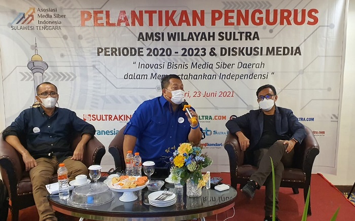 Narasumber diskusi media AMSI Sultra, Rabu (22 Juni 2021)