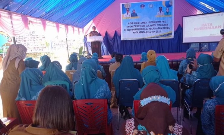 Suasana penilaian lomba 10 program PKK tingkat Provinsi Sulawesi Tenggara Kelurahan Mokoau, Kecamatan Kambu Kota Kendari 2021. (Foto: Diskominfo Kendari) ﻿