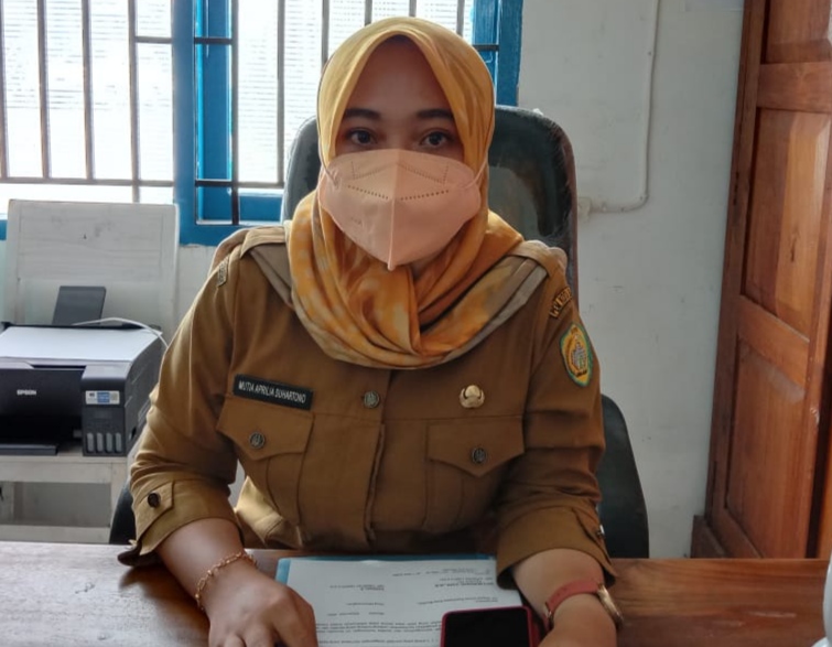 Kepala Seksi Surveilans dan Imunisasi Dinkes Kota Baubau, Mutia Aprilia Suhartono (Foto: Aisyah Welina/SULTRAKINI.COM)