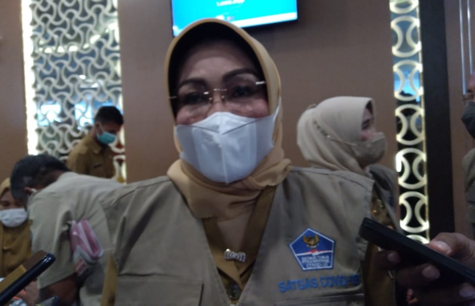 Sekda Sultra, Nur Endang Abbas (Foto: Al Iksan/SULTRAKINI.COM)