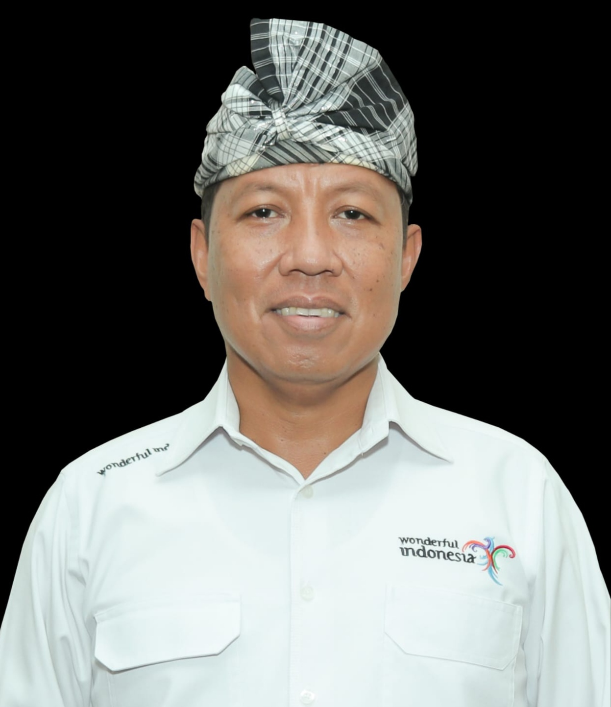 Kepala Dinas Pariwisata Kabupaten Wakatobi, Nadar. (Foto: Ist)
