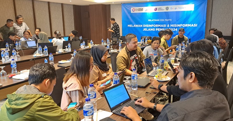 Suasana pelatihan cek fakta bagi 30 jurnalis media anggota AMSI di Jakarta. Foto: Dok AMSI