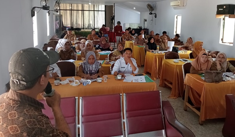 Suasana workshop jurnalistik kehumasan yang diikuti 41 humas OPD di lingkungan Pemkab Bombana diselenggarakan dua hari (4-5 Desember 2023). Foto: IST