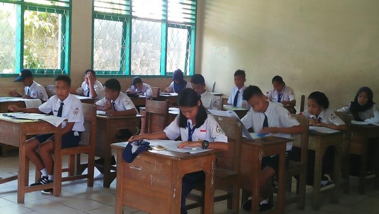 52 SMP Sederajat di Buton UN Berbasis Kertas u2013 SultraKini.com