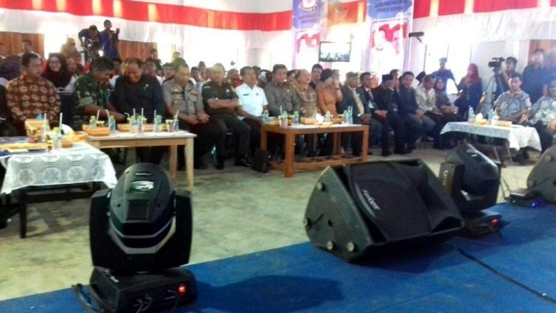 Detik detik Debat Publik Muna Barat Paslon dan Tamu  